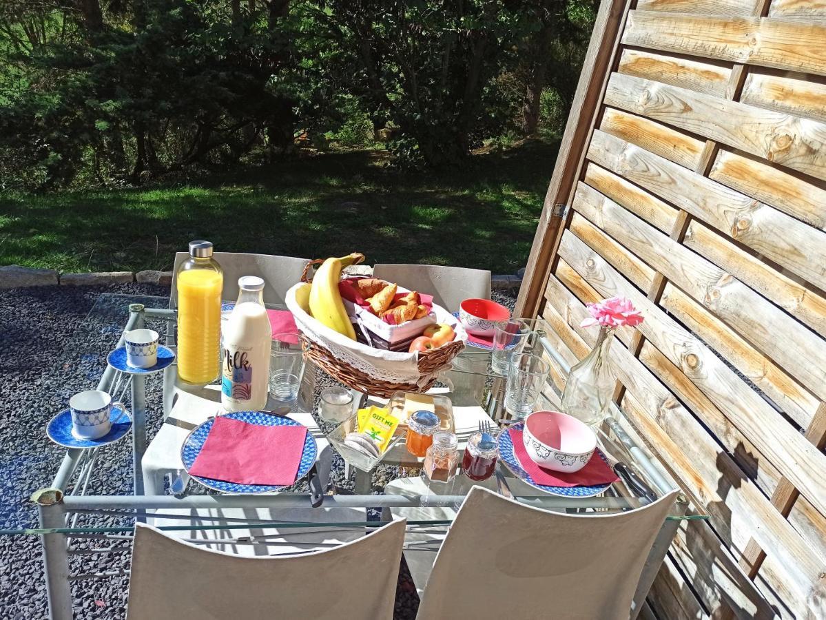 Guest House Les Apparts du Vignal de Cheyrac Polignac  Extérieur photo